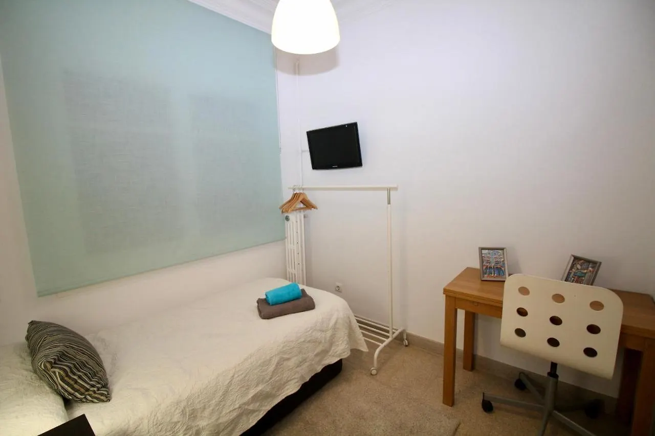 Oda ve Kahvaltı Nuevo Balmes Habitaciones Barselona İspanya